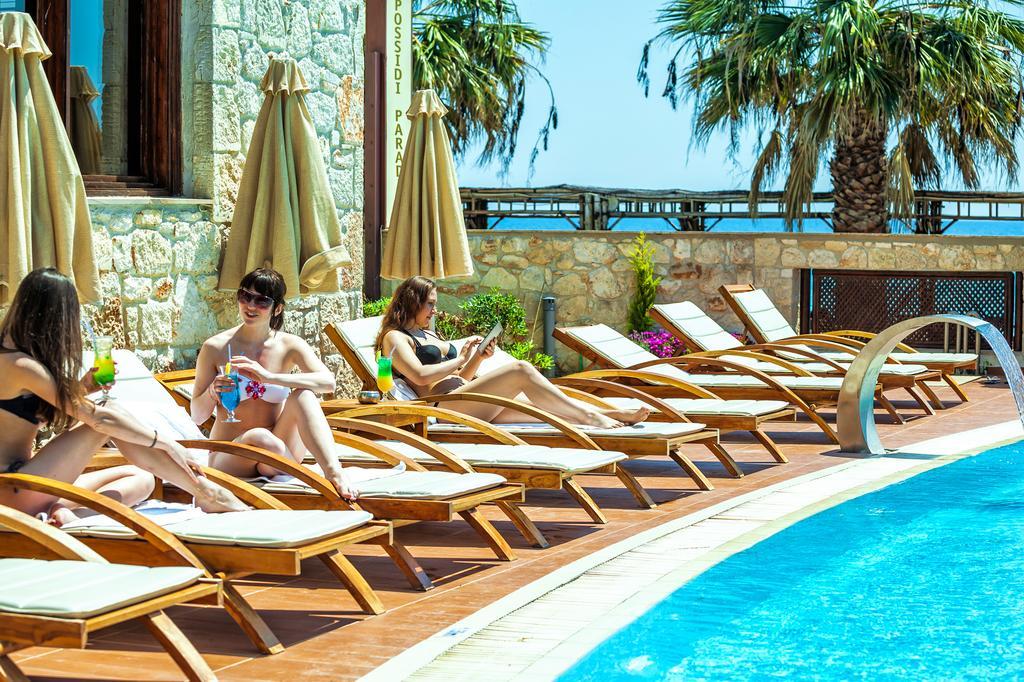 Xenios Possidi Paradise Hotel Exteriör bild